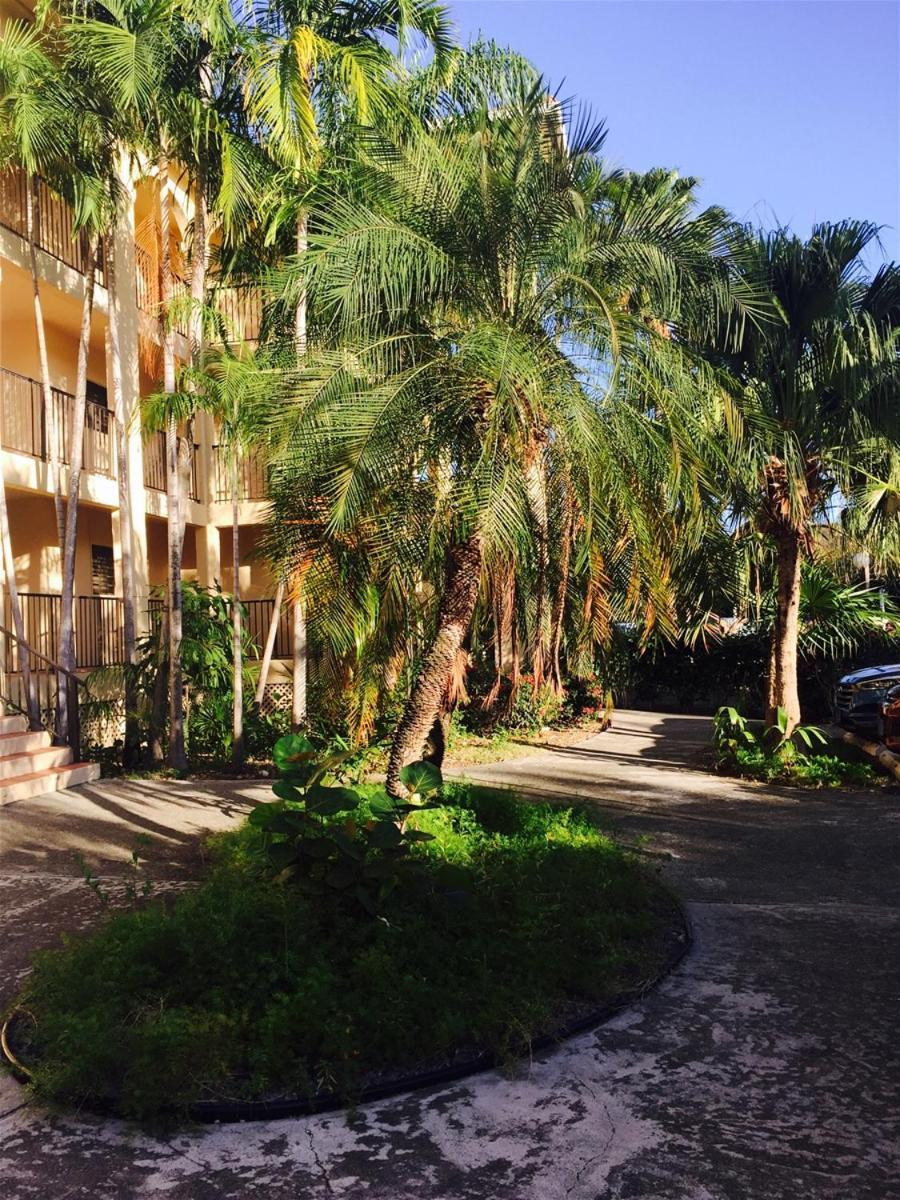 Located In Gated Community Of Pelican Cove Gorgeous Ocean Views Located In Mid Island Apartment Christiansted Exterior photo